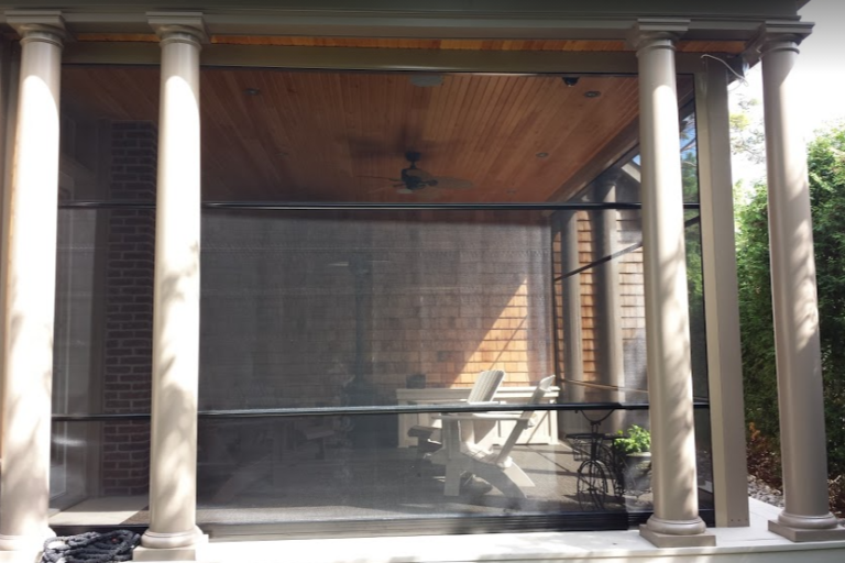 Retractable Wind Screen